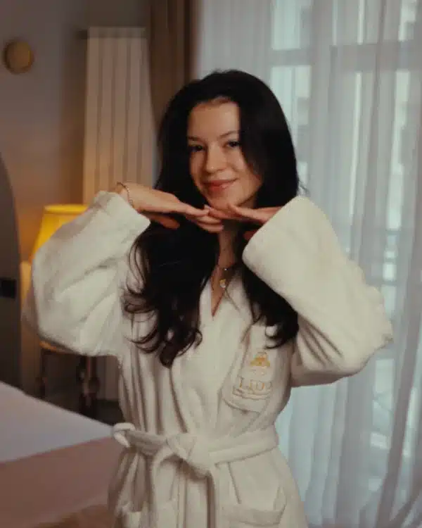 CLEOPATRA’S BEAUTY RITUAL